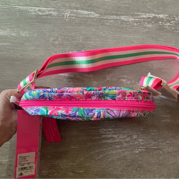 NWT Lilly Pulitzer Disney Jeanie Belt Bag Disney Dreamin’ Fanny Pack Crossbody - Picture 9 of 11